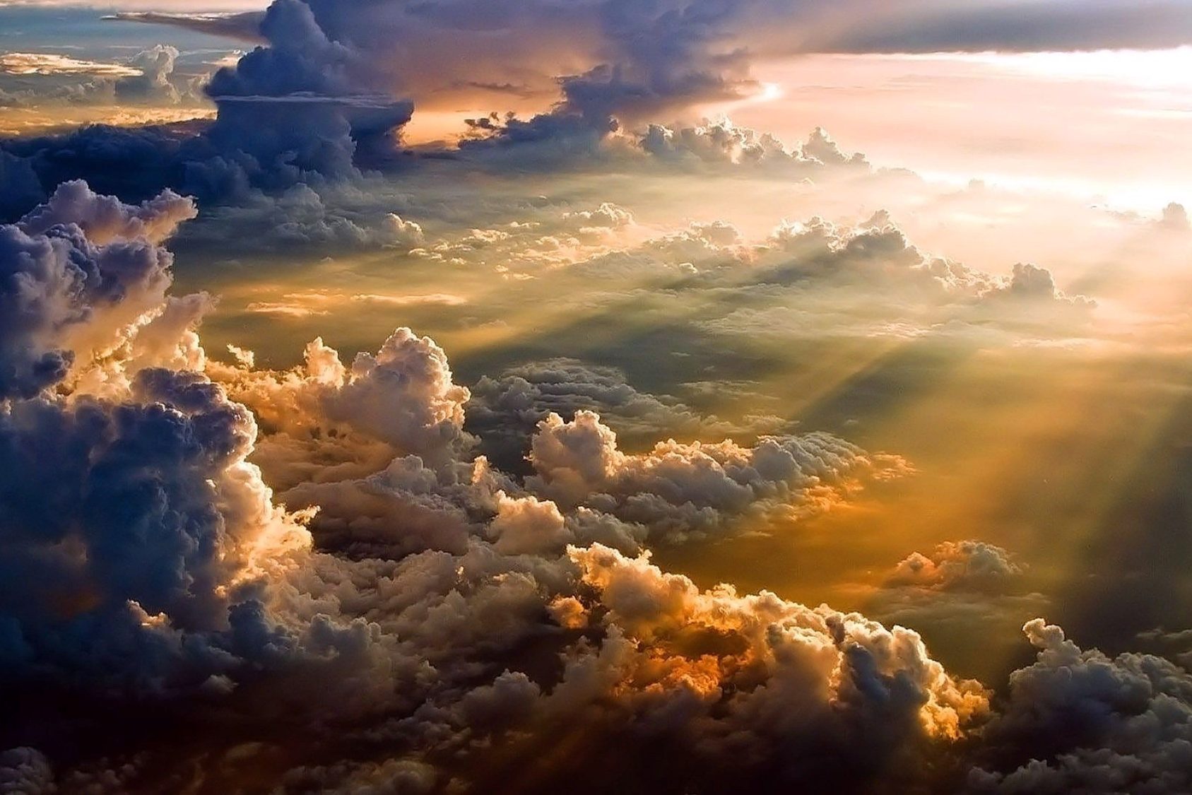 Фон облака и солнце