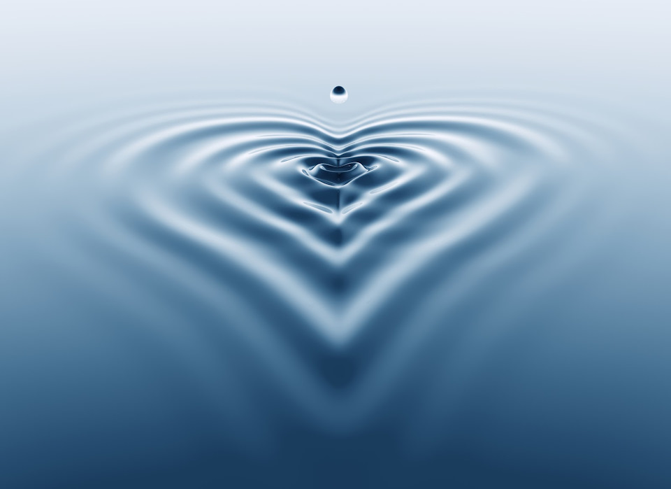 heart waves on the water 